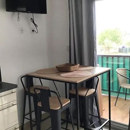 Studio En Front De Saint-Cyprien (Pyrenees-Orientales)
